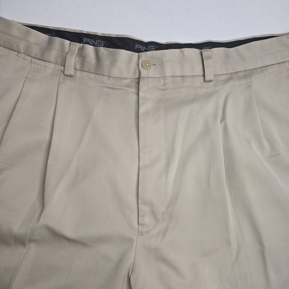 PING Men's Tan Pleated Shorts Size‎ 40 -895